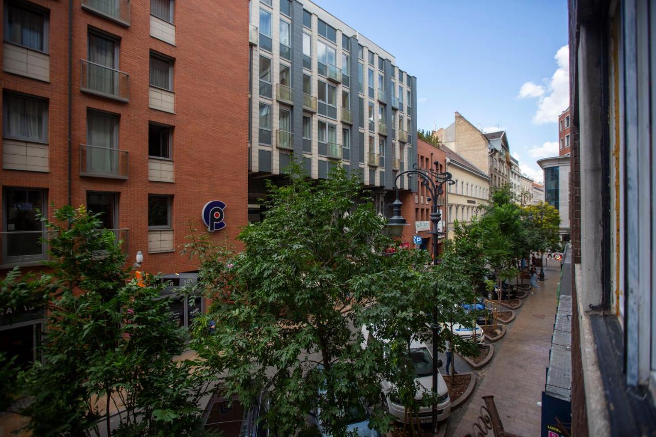 Stylish Quentin Apartment In The King Street บูดาเปสต์ ภายนอก รูปภาพ